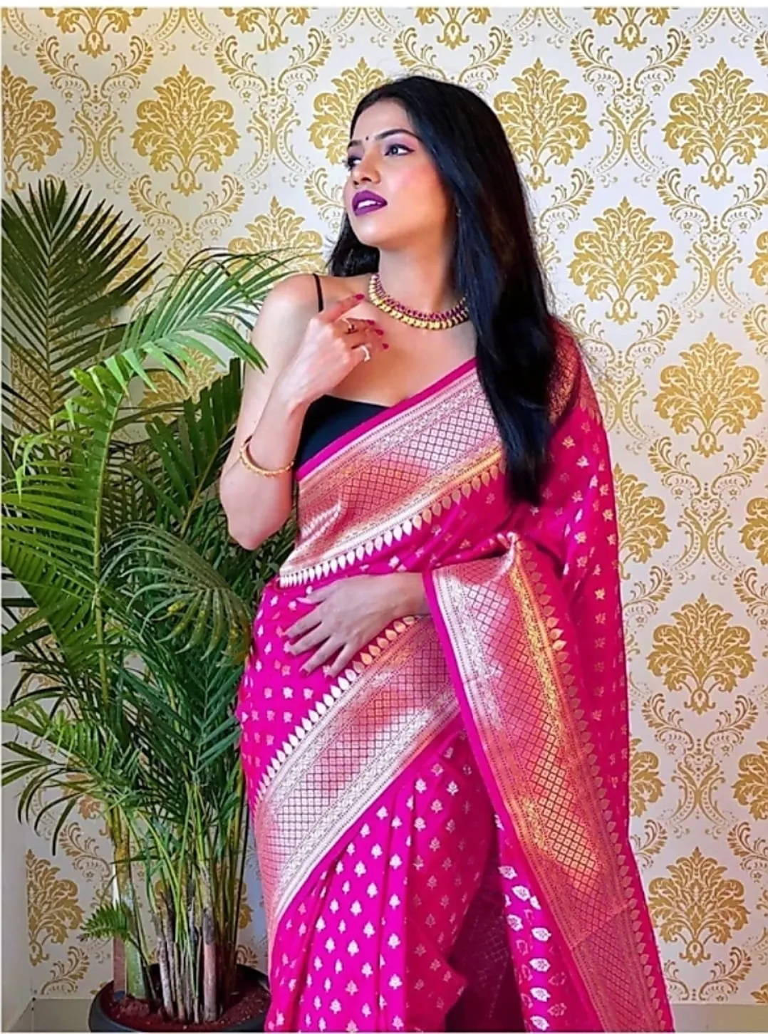Fancifull Dark Pink Soft Silk Saree With Adoring Blouse Piece