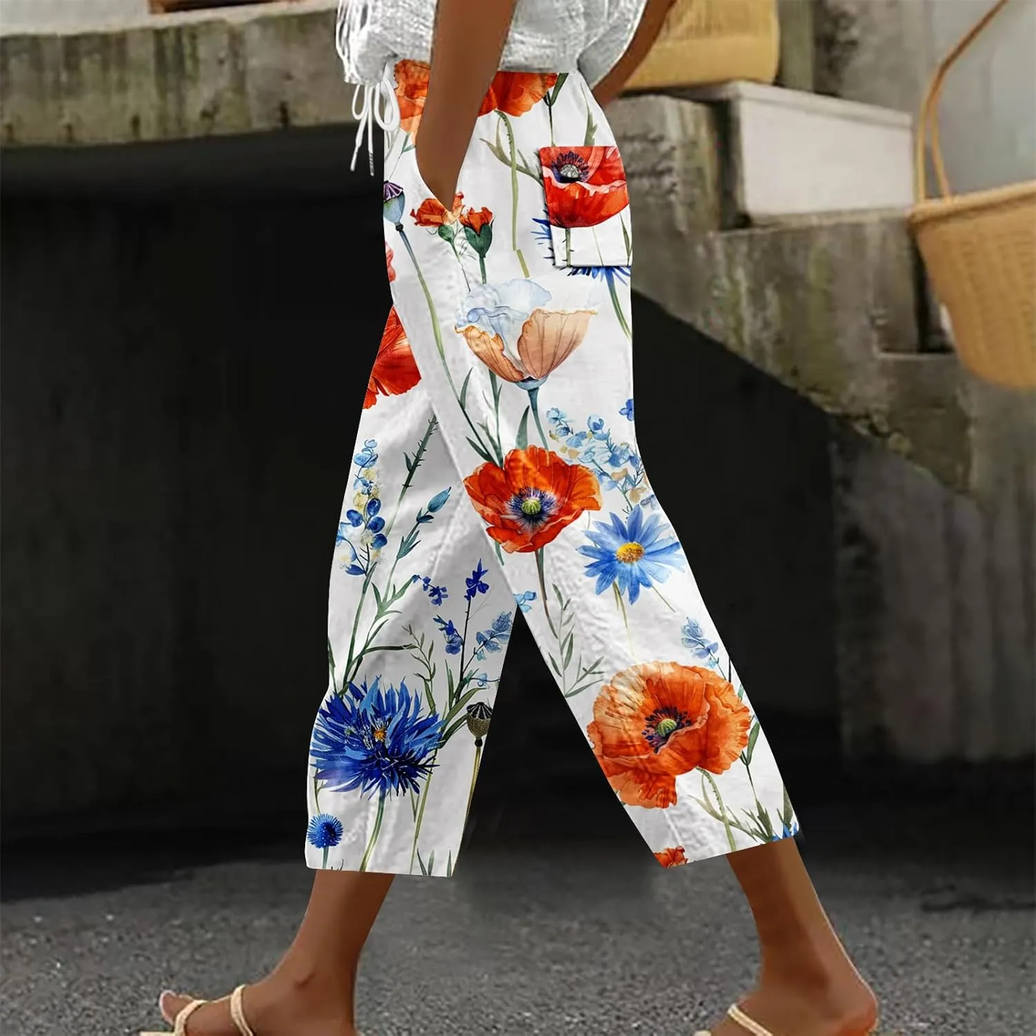 Hawaii Capri Pants for Women Casual Tropical Floral Print Pants Elastic High Waist Drawstring Summer Beach Trousers